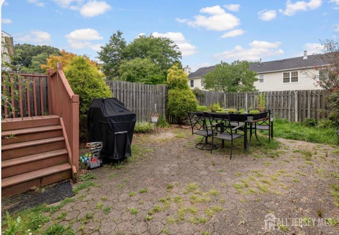 40 Lantern Lane Sayreville NJ 08872