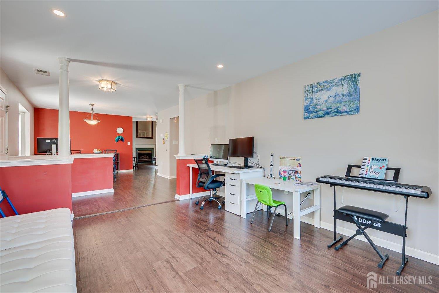 26 Alpine Road Holmdel NJ 07733