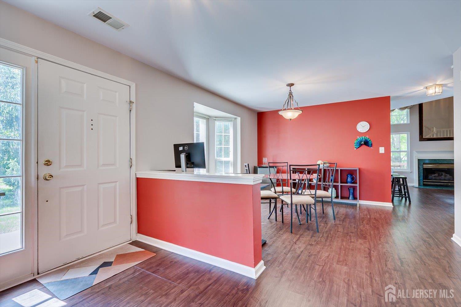 26 Alpine Road Holmdel NJ 07733