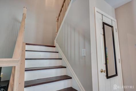 26 Alpine Road Holmdel NJ 07733