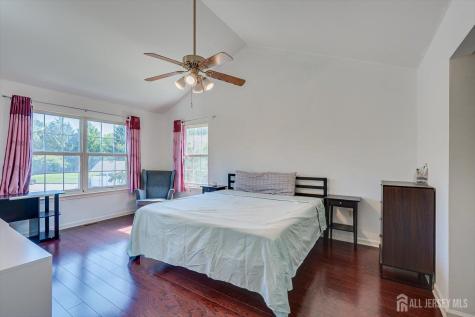 26 Alpine Road Holmdel NJ 07733