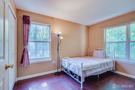 26 Alpine Road Holmdel NJ 07733