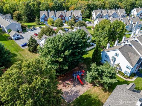 26 Alpine Road Holmdel NJ 07733