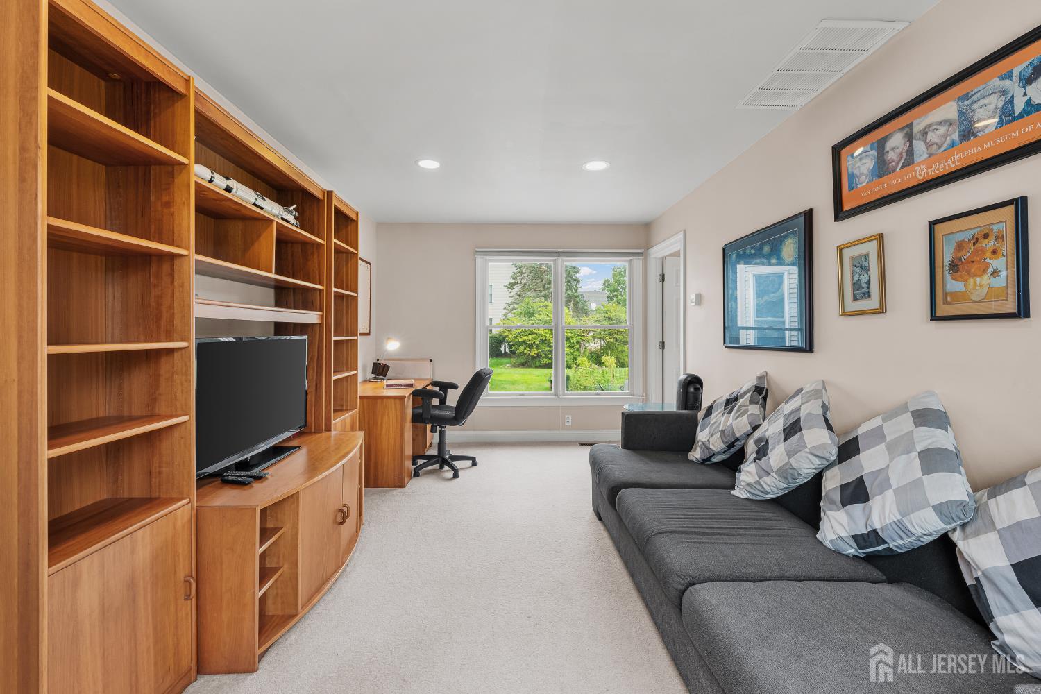 16 Harvest Drive Plainsboro NJ 08536