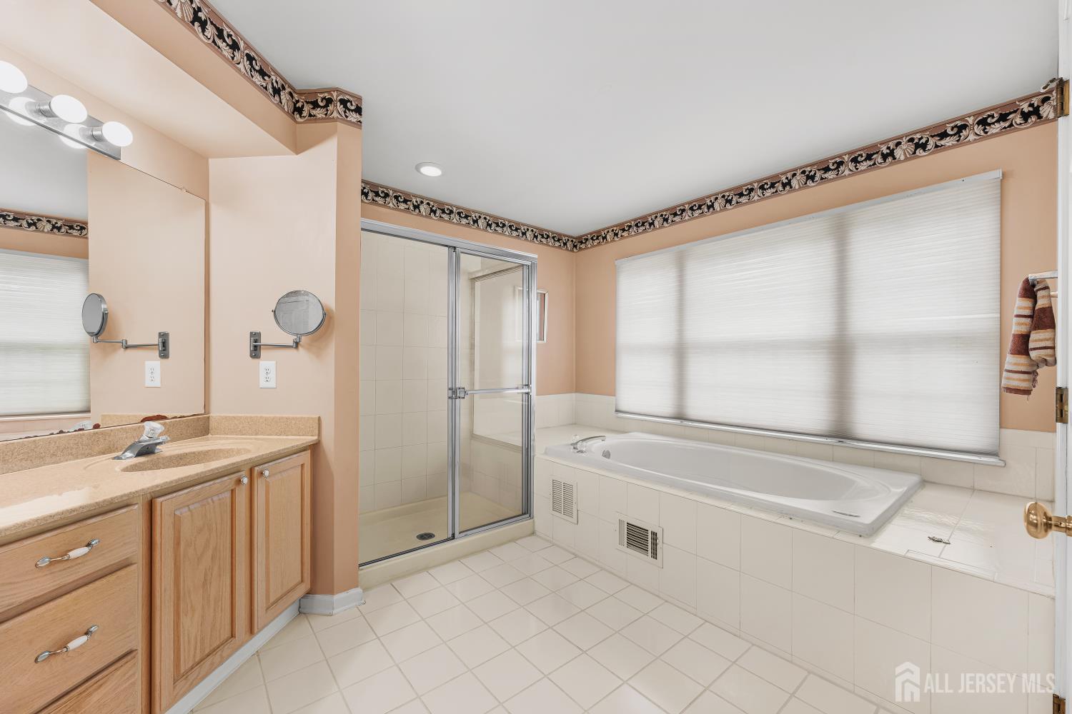 16 Harvest Drive Plainsboro NJ 08536
