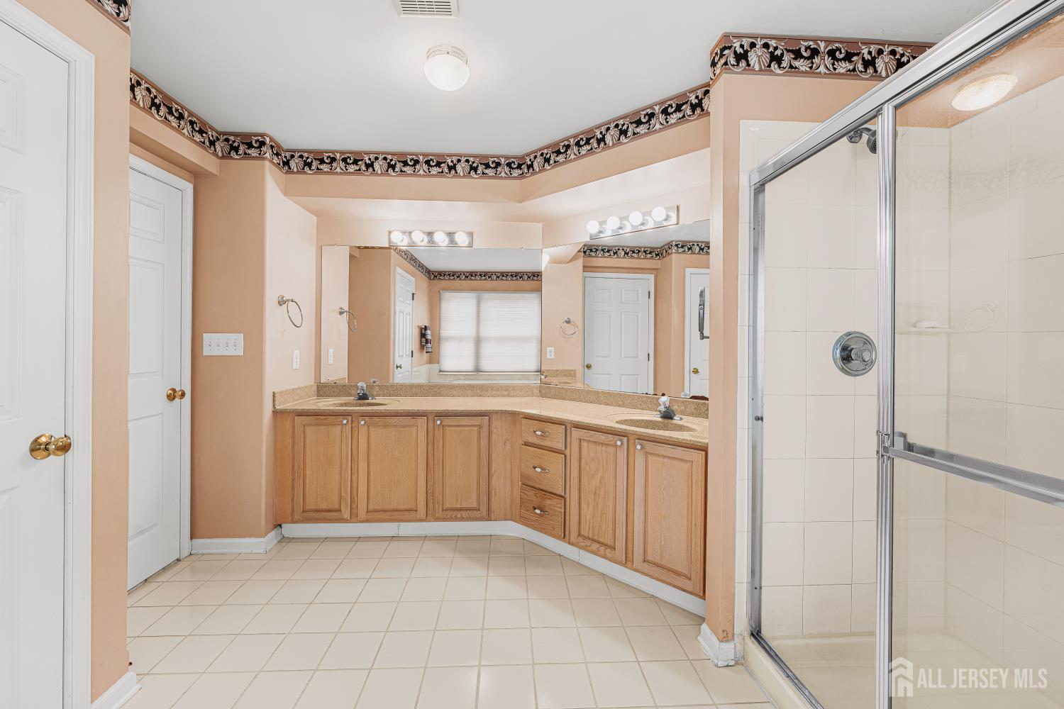 16 Harvest Drive Plainsboro NJ 08536