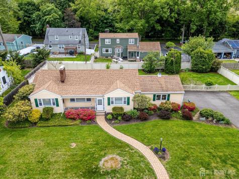 866 Crescent Drive Rahway NJ 07065