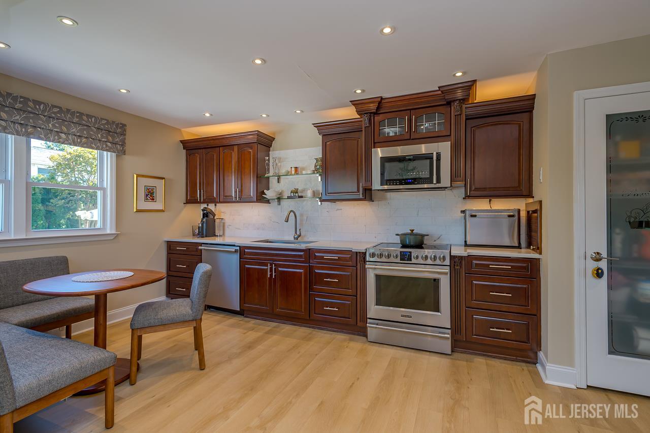 38 Holly Drive Sayreville NJ 08859