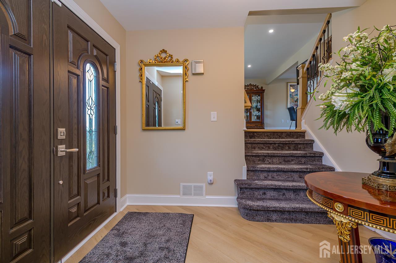 38 Holly Drive Sayreville NJ 08859