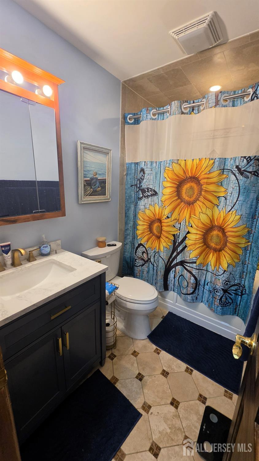 50 Patton Drive Sayreville NJ 08872
