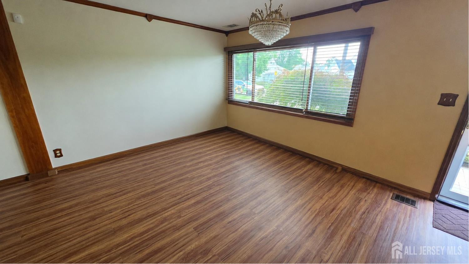 50 Patton Drive Sayreville NJ 08872