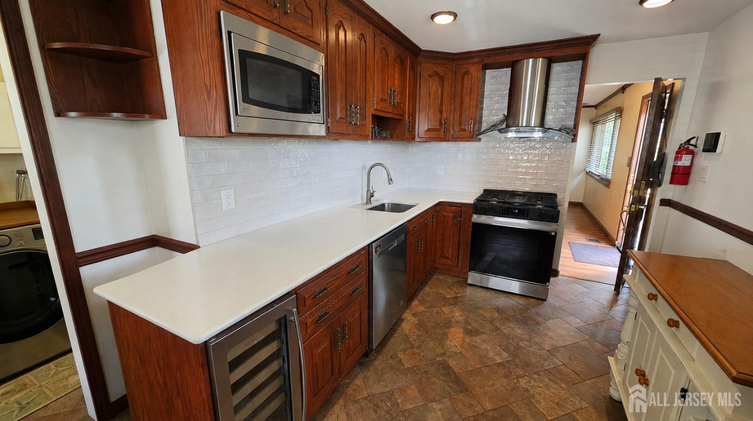 50 Patton Drive Sayreville NJ 08872