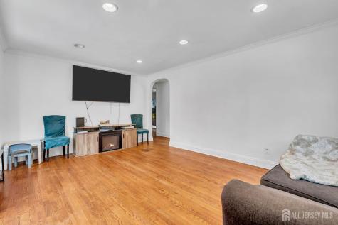 821 Front Street Dunellen NJ 08812