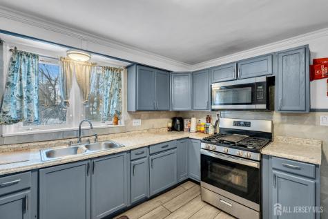 821 Front Street Dunellen NJ 08812