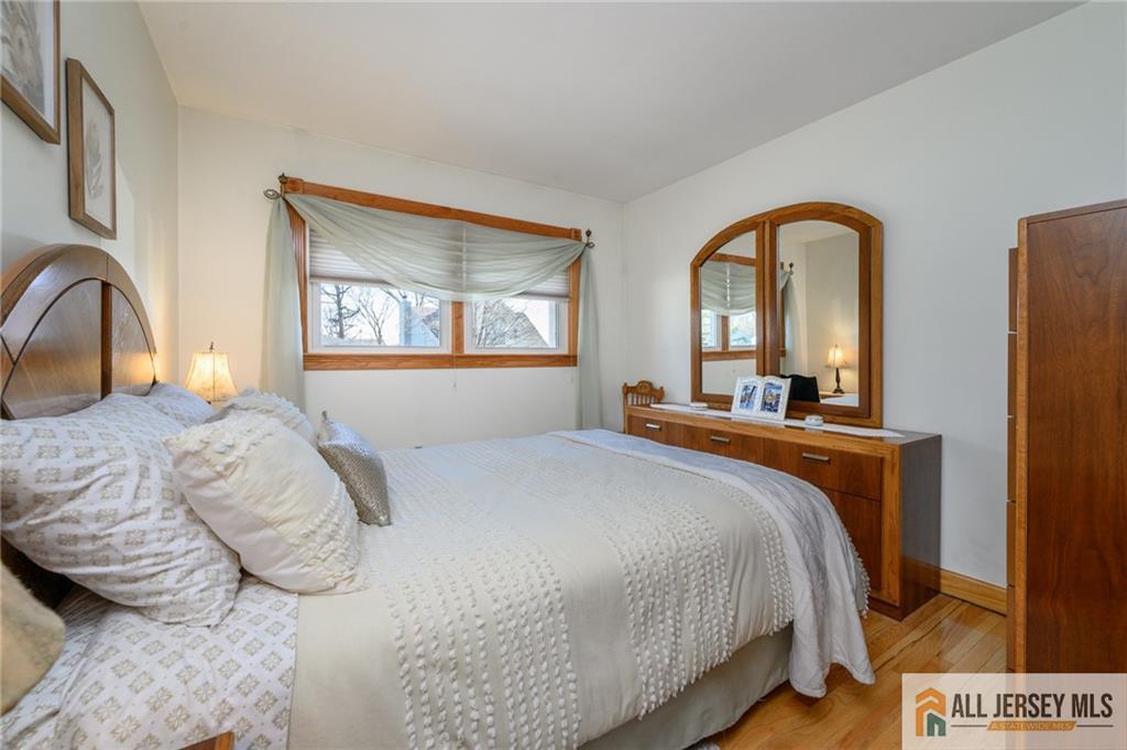 124 Inwood Avenue Colonia NJ 07067