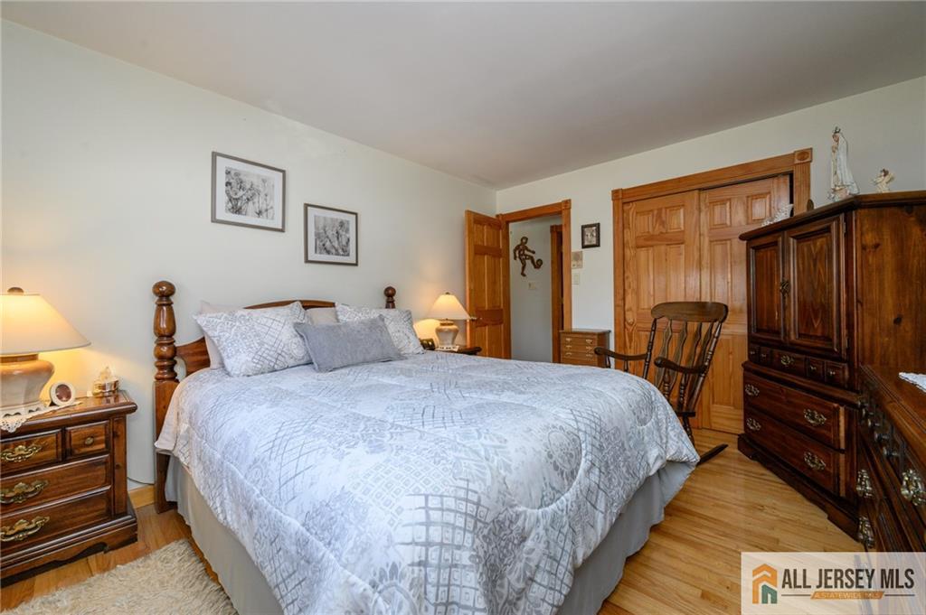 124 Inwood Avenue Colonia NJ 07067