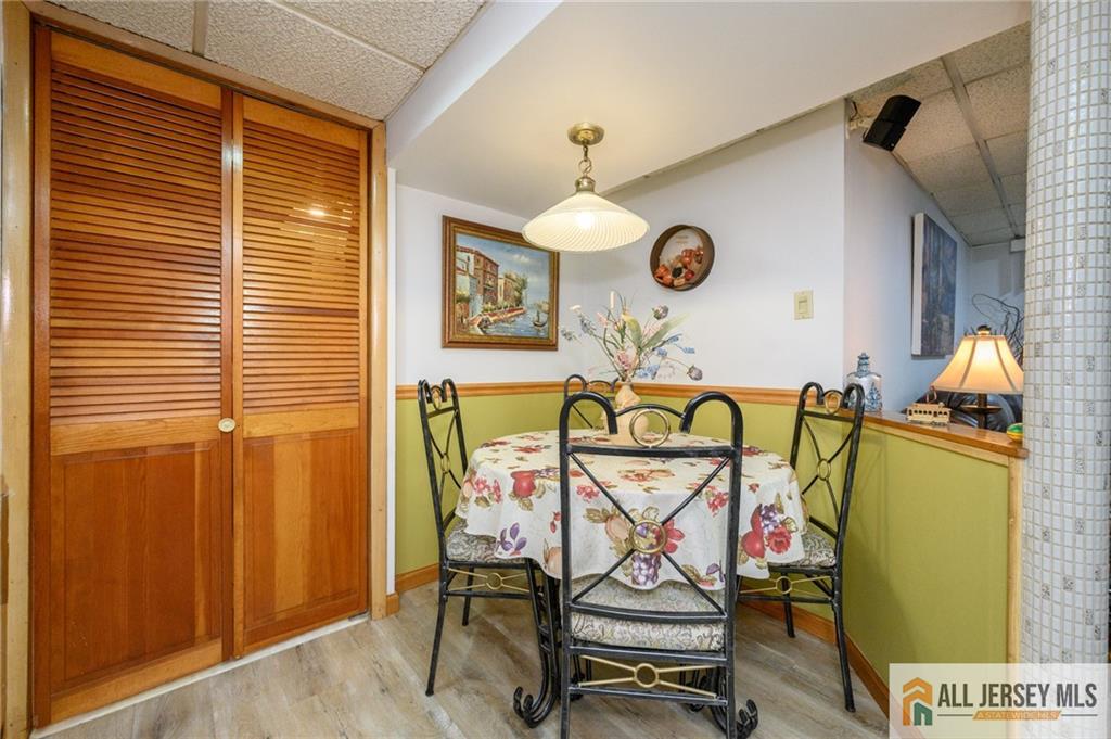 124 Inwood Avenue Colonia NJ 07067