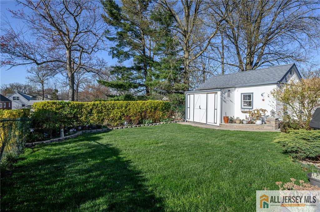 124 Inwood Avenue Colonia NJ 07067