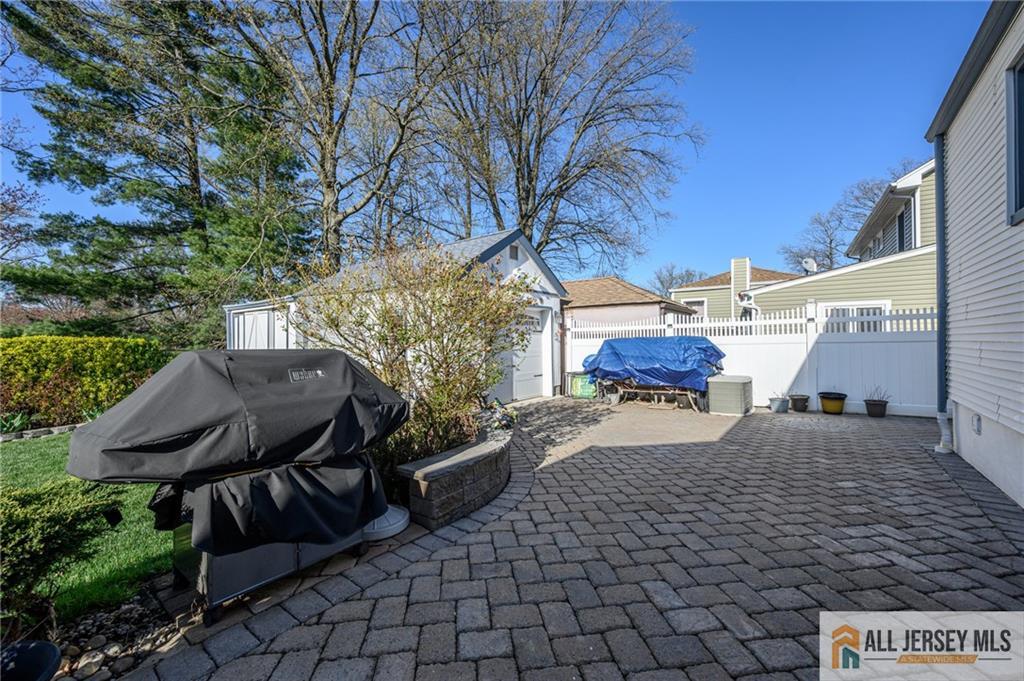 124 Inwood Avenue Colonia NJ 07067