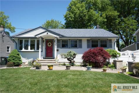 124 Inwood Avenue Colonia NJ 07067
