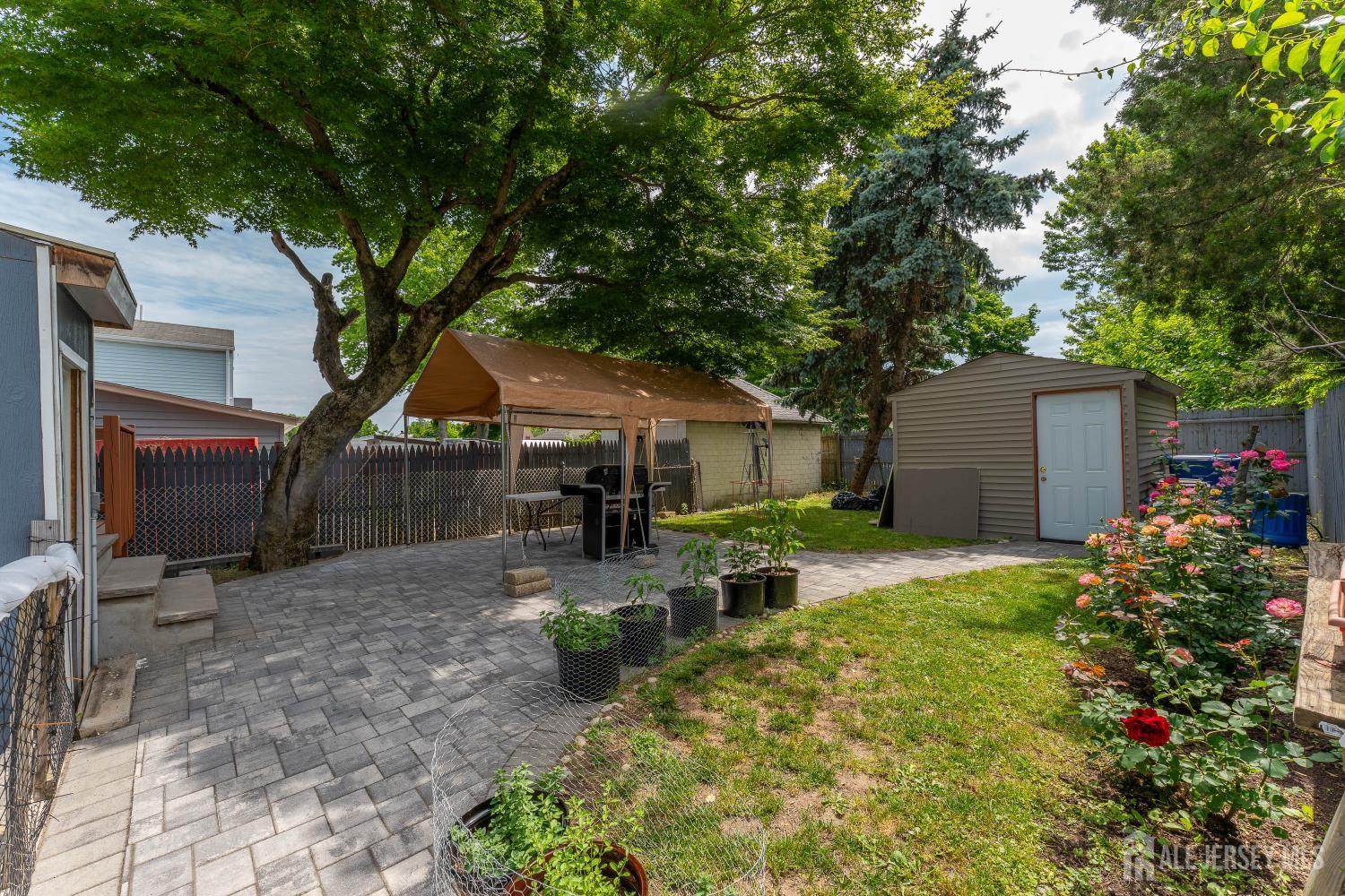 27 Division Street South River NJ 08882