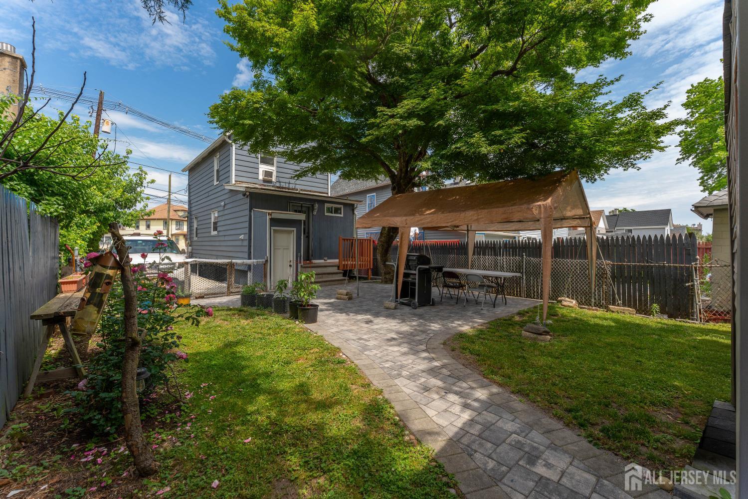 27 Division Street South River NJ 08882
