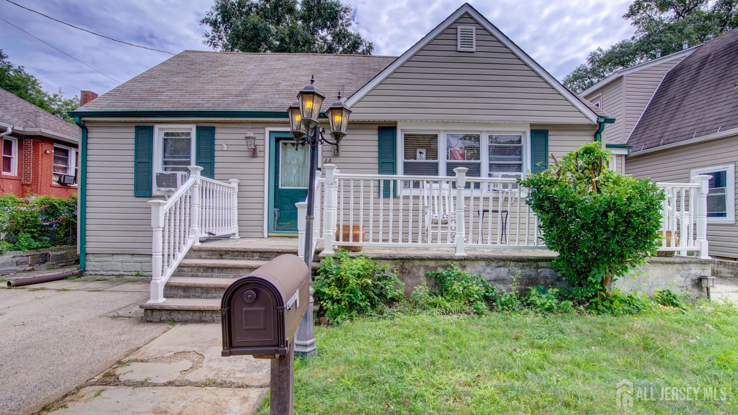 44 Briarwood Avenue Keansburg NJ 07734