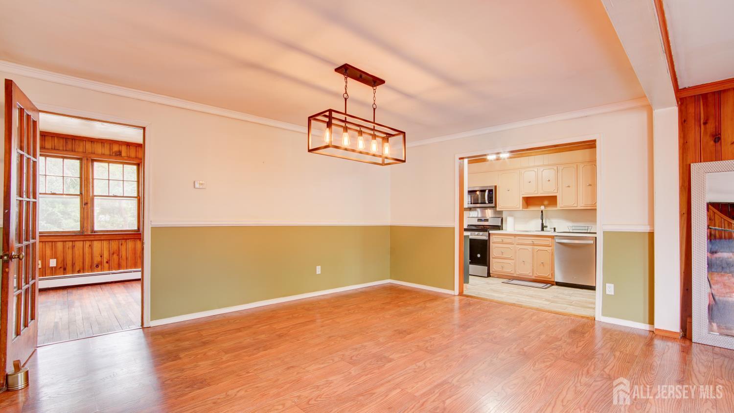 44 Briarwood Avenue Keansburg NJ 07734