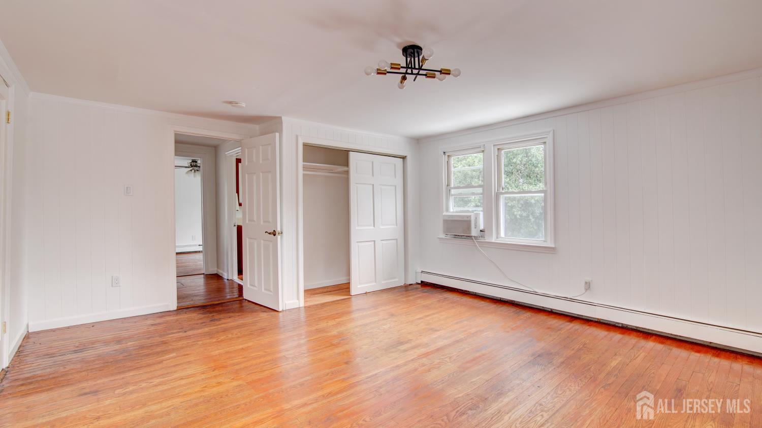 44 Briarwood Avenue Keansburg NJ 07734