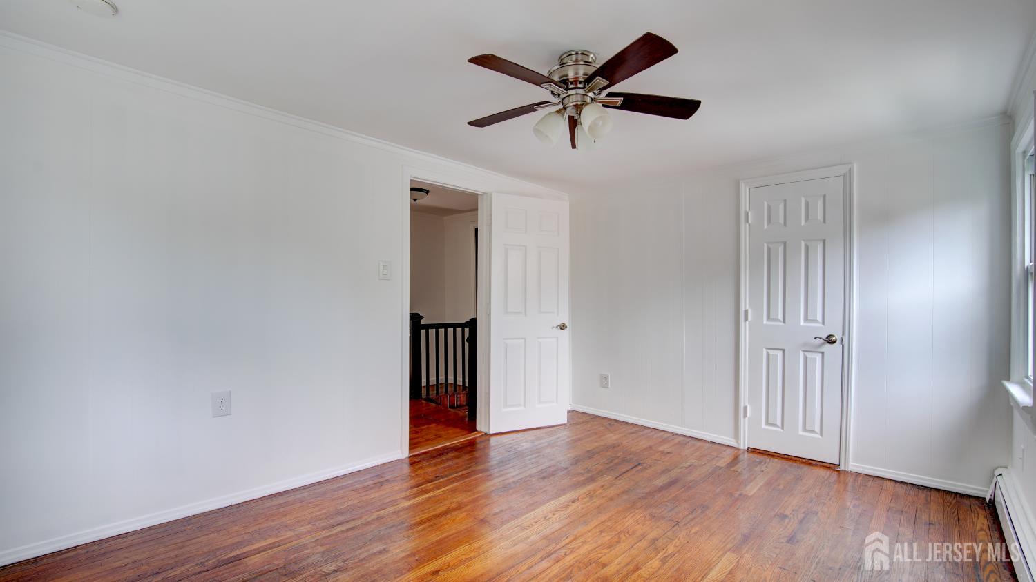 44 Briarwood Avenue Keansburg NJ 07734