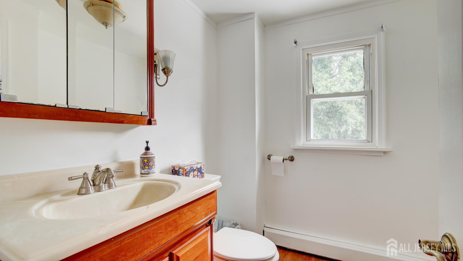 44 Briarwood Avenue Keansburg NJ 07734