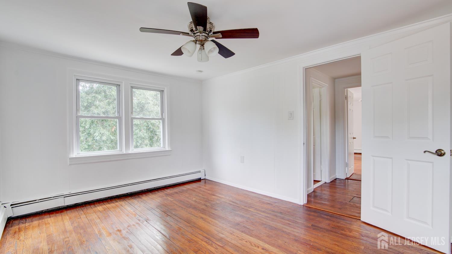 44 Briarwood Avenue Keansburg NJ 07734