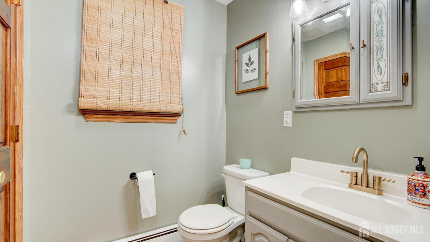 44 Briarwood Avenue Keansburg NJ 07734