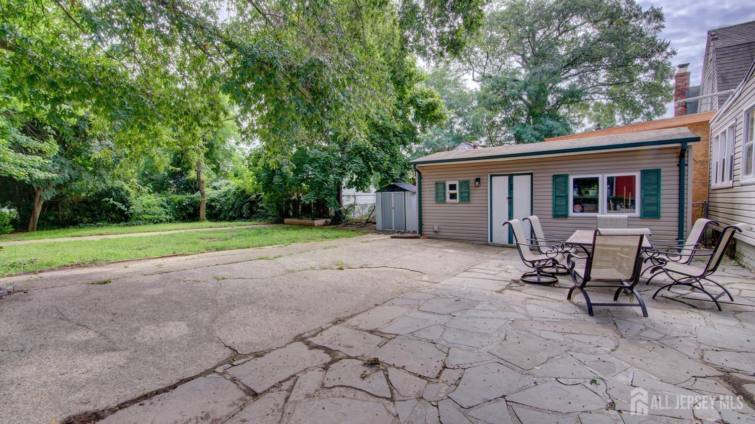 44 Briarwood Avenue Keansburg NJ 07734