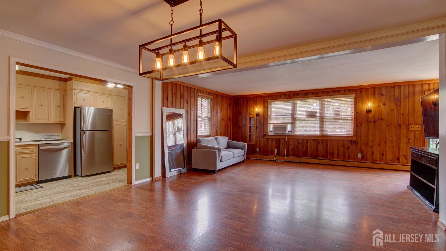 44 Briarwood Avenue Keansburg NJ 07734