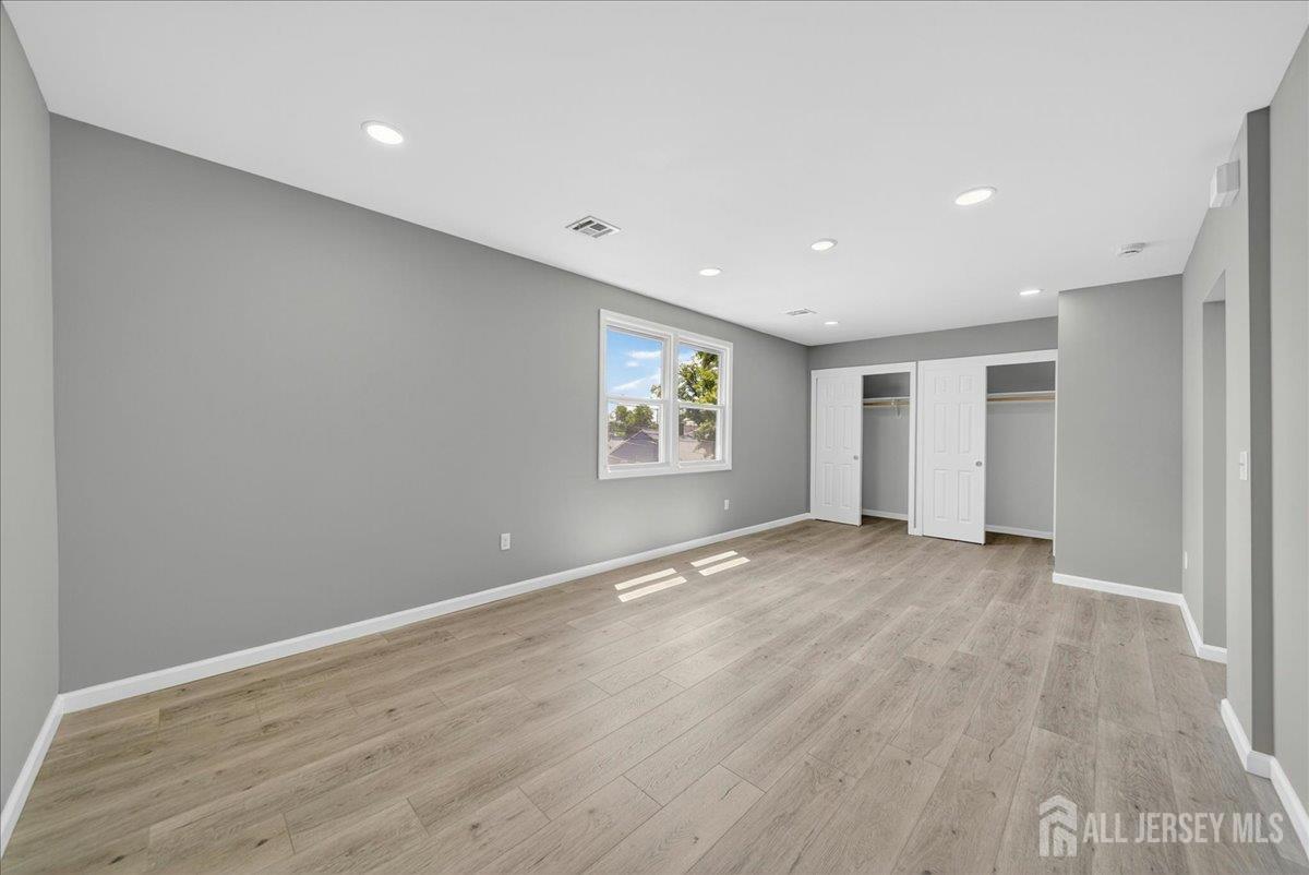 103 Minna Avenue Avenel NJ 07001