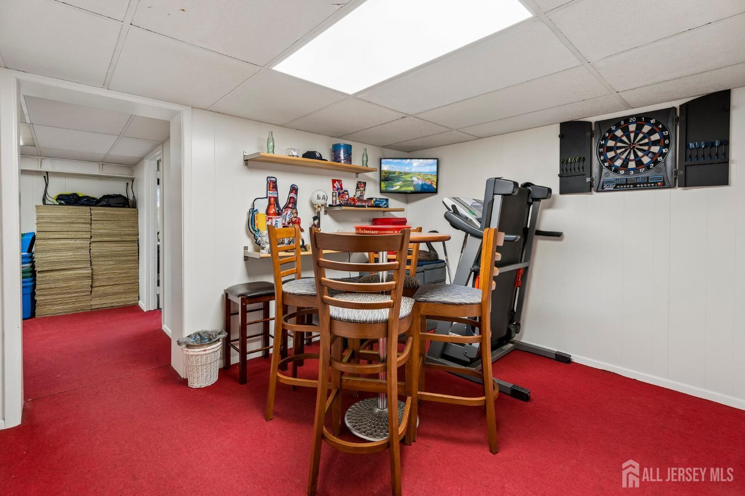 319 Edgeworth Street Middlesex NJ 08846