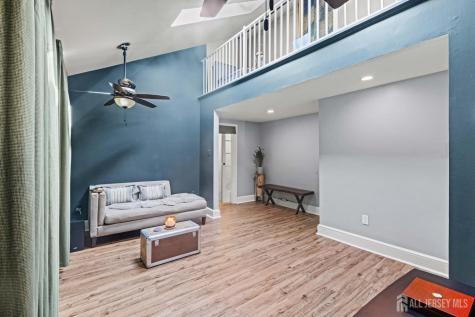 126 E Union Street Burlington City NJ 08016