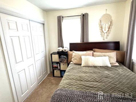 34 Eisenhower Avenue Spotswood NJ 08884