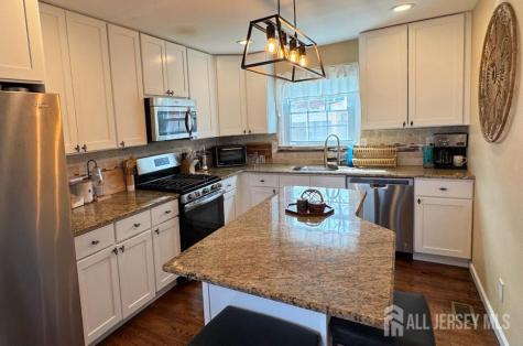 34 Eisenhower Avenue Spotswood NJ 08884