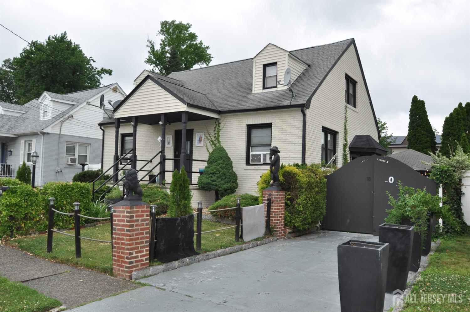 20 Maine Avenue Carteret NJ 07008