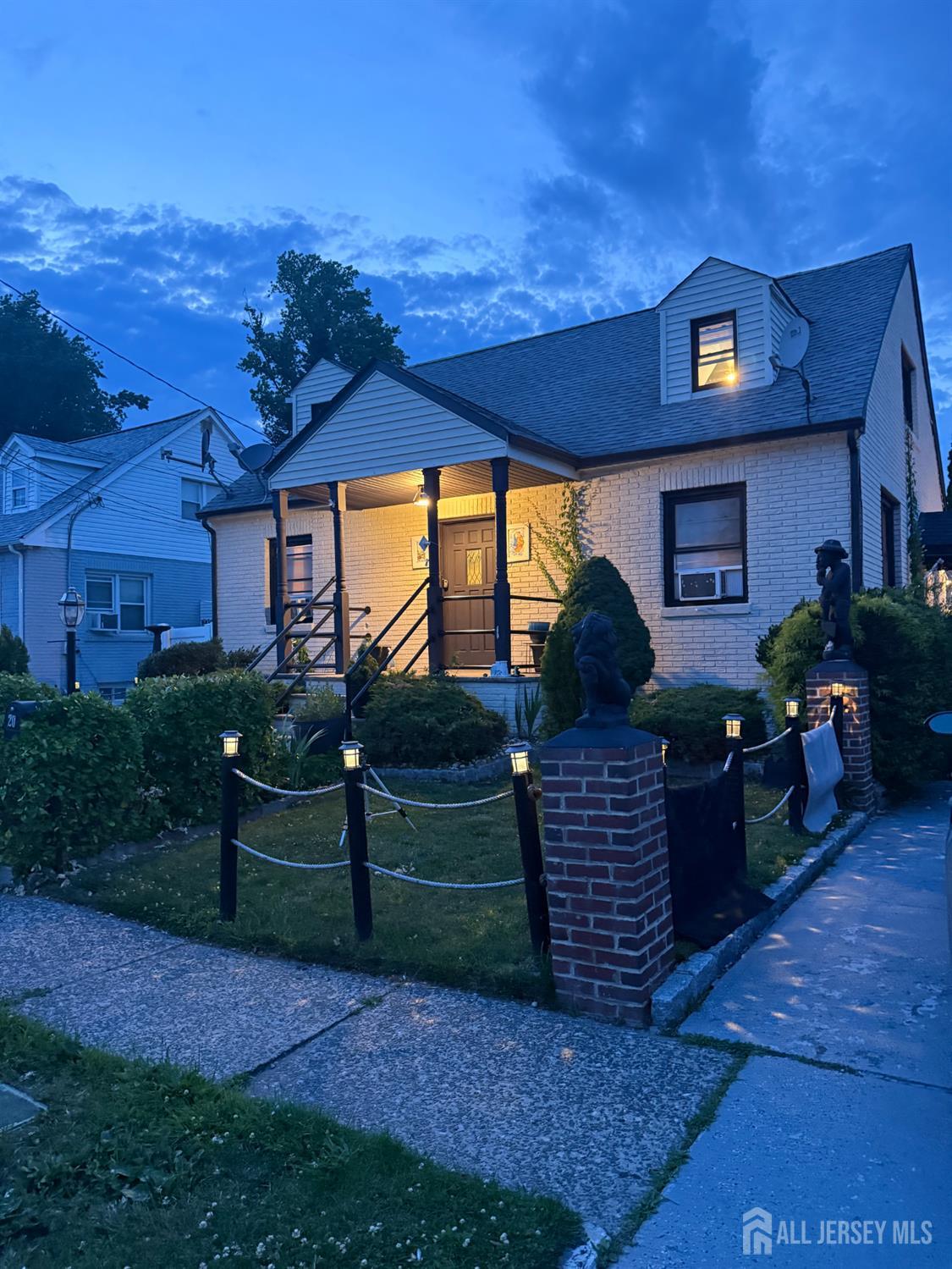 20 Maine Avenue Carteret NJ 07008