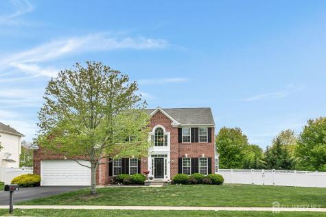 17 Carriage Way Barnegat NJ 08005