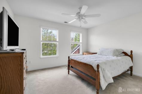 17 Carriage Way Barnegat NJ 08005
