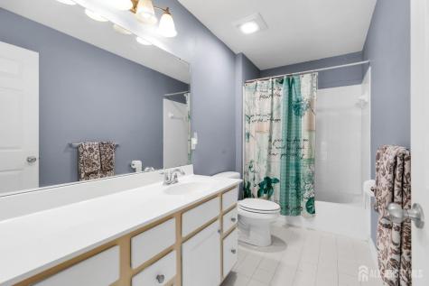 17 Carriage Way Barnegat NJ 08005