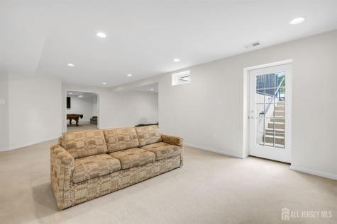 17 Carriage Way Barnegat NJ 08005