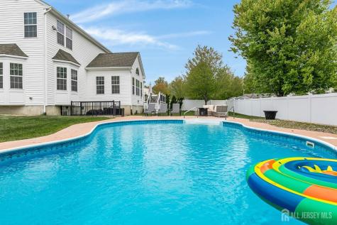 17 Carriage Way Barnegat NJ 08005