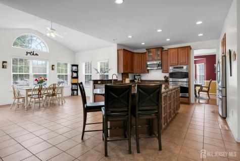 17 Carriage Way Barnegat NJ 08005