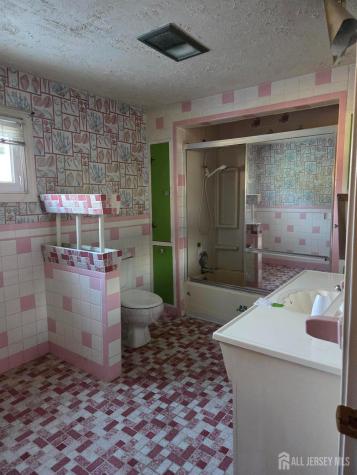 414 Main Street Keansburg NJ 07734