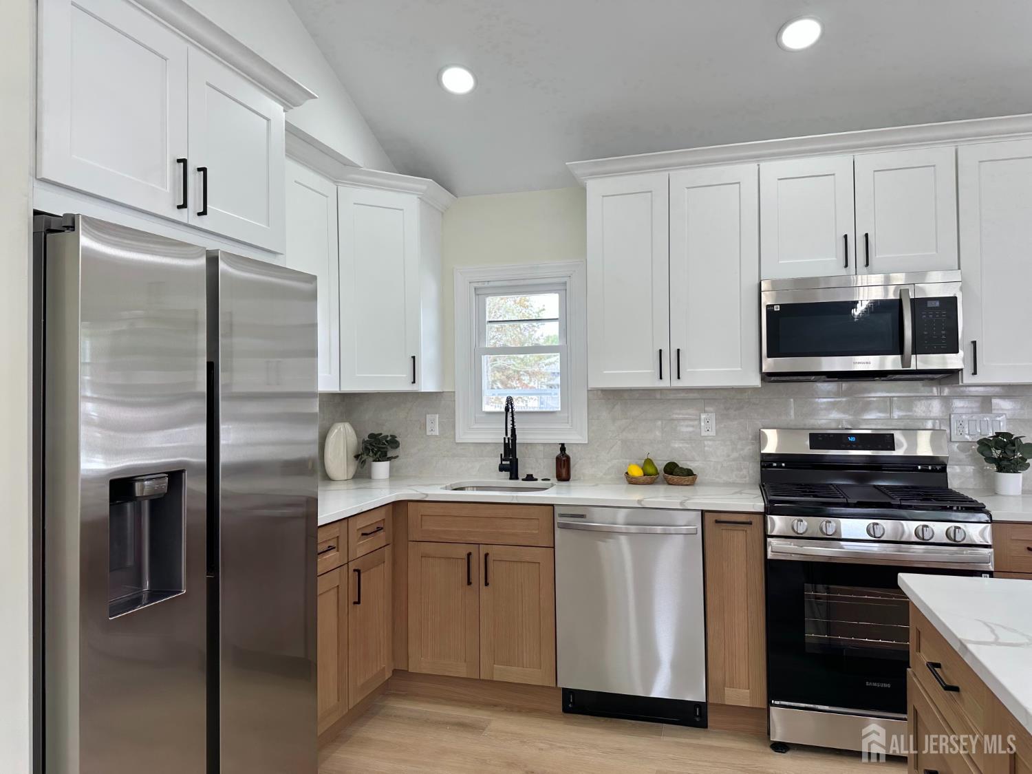 26 Miliken Road Colonia NJ 07067